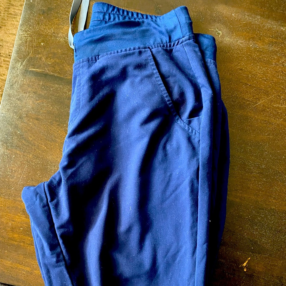 Used figs Zamora joggers medium tall!